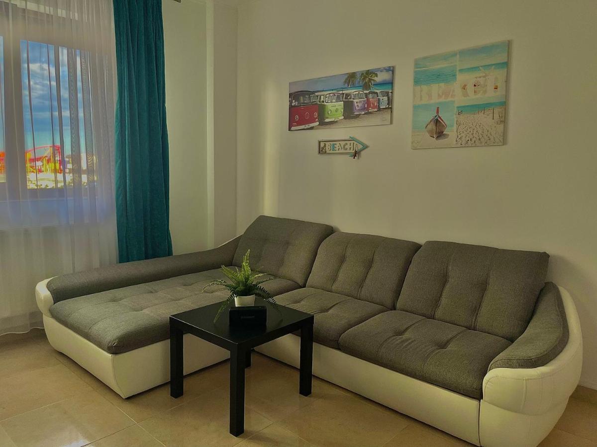 Arcadia Apartament Mamaia Nord นาโวดาริ ภายนอก รูปภาพ
